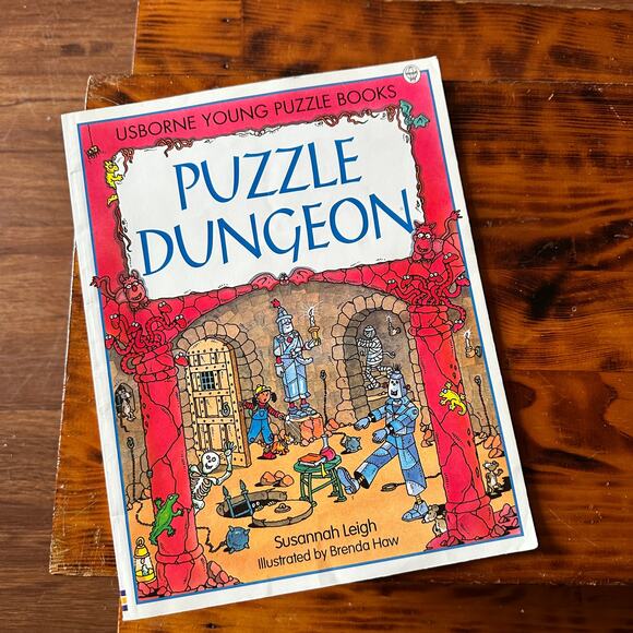 Vintage 1995 Usborne Puzzle Dungeon Paperback Book - Picture 1 of 11